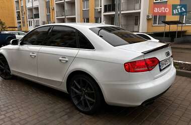 Седан Audi A4 2011 в Одесі