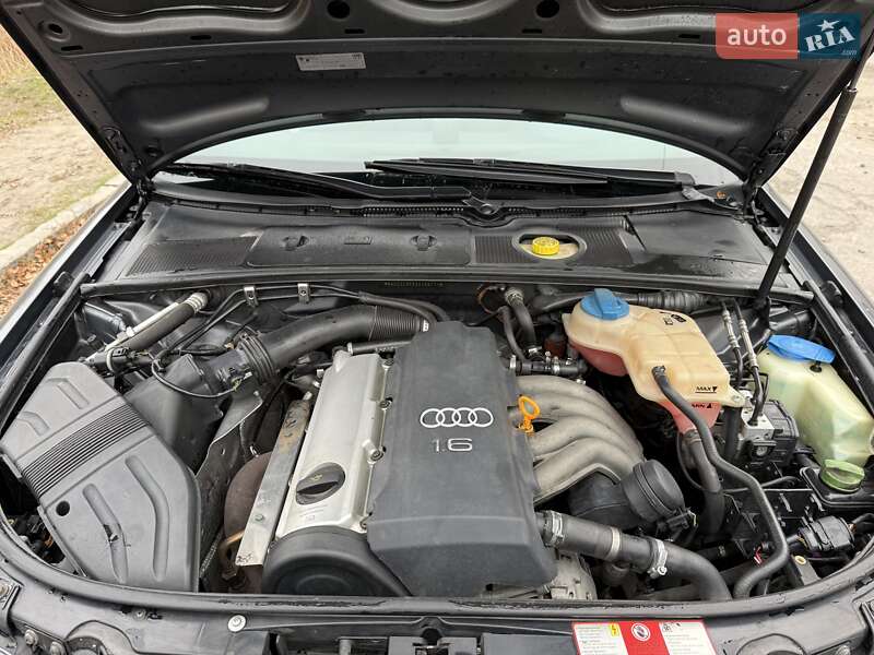 Седан Audi A4 2003 в Днепре
