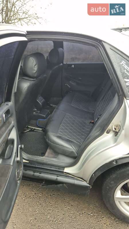 Седан Audi A4 1995 в Богородчанах