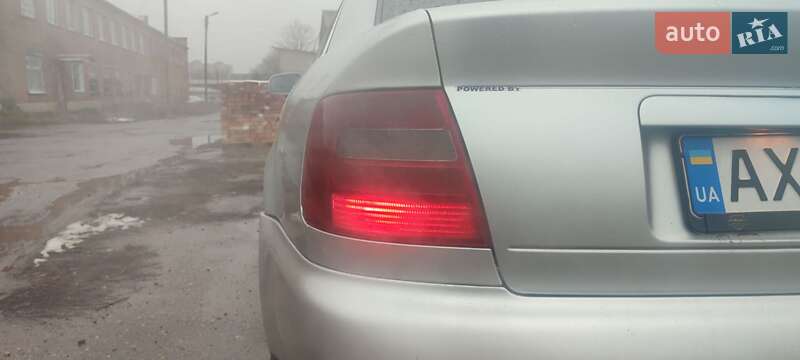 Седан Audi A4 1998 в Харькове