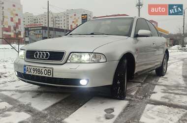 Седан Audi A4 1998 в 