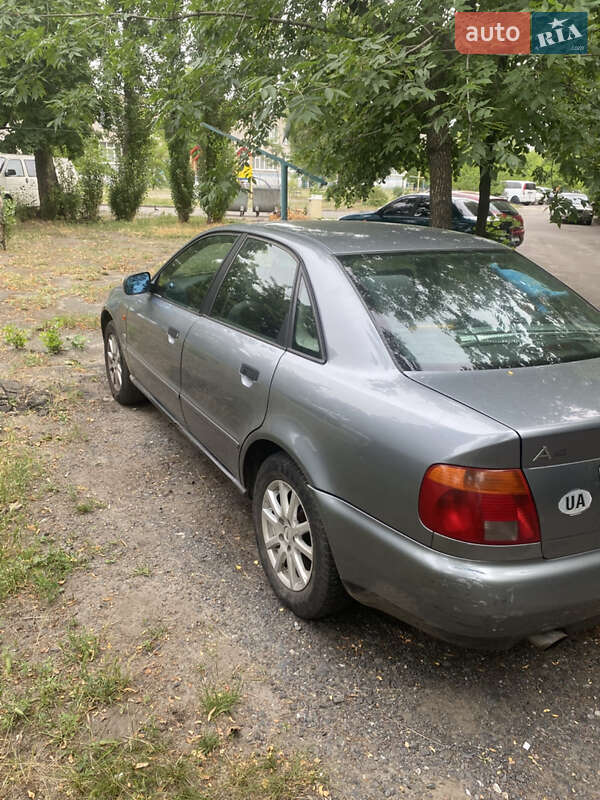 Седан Audi A4 1996 в Горишних Плавнях фото 2 Седан Audi A4 1996 в Горишних Плавнях