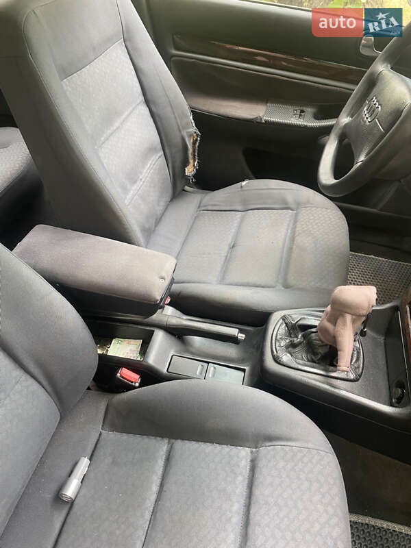 Седан Audi A4 1996 в Горишних Плавнях фото 6 Седан Audi A4 1996 в Горишних Плавнях