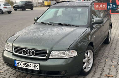 Універсал Audi A4 2000 в Новоселиці