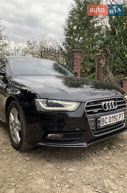 Универсал Audi A4 2012 в 