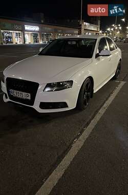 Седан Audi A4 2011 в Дніпрі