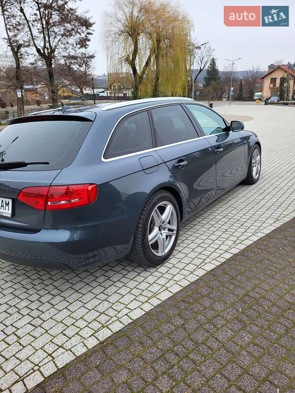 Универсал Audi A4 2010 в Львове