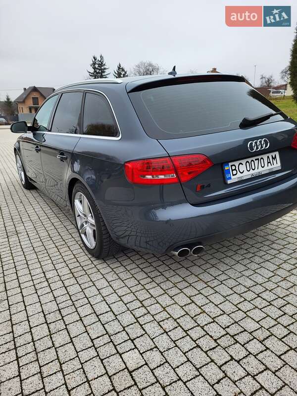 Универсал Audi A4 2010 в Львове