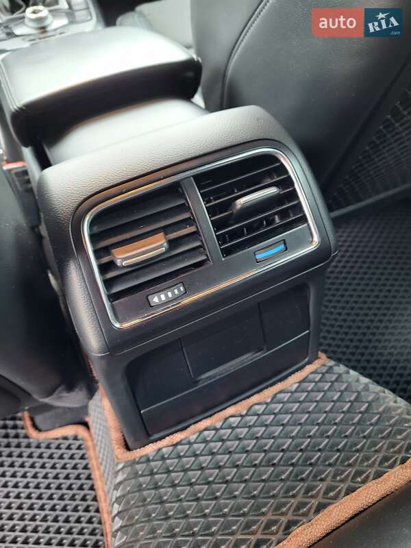 Универсал Audi A4 2010 в Львове
