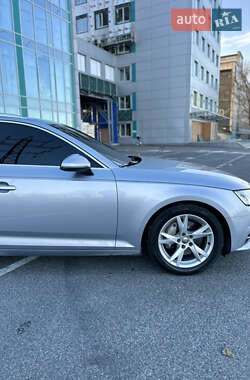 Универсал Audi A4 2016 в Днепре