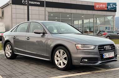 Седан Audi A4 2013 в Мукачево