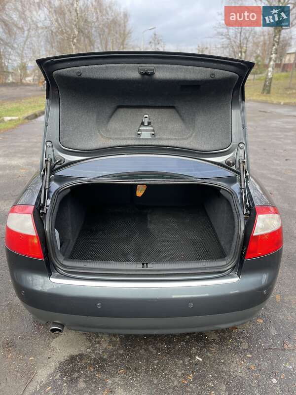 Седан Audi A4 2001 в Золочеве