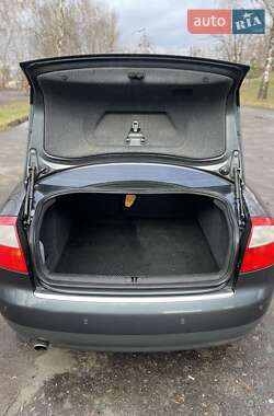 Седан Audi A4 2001 в 