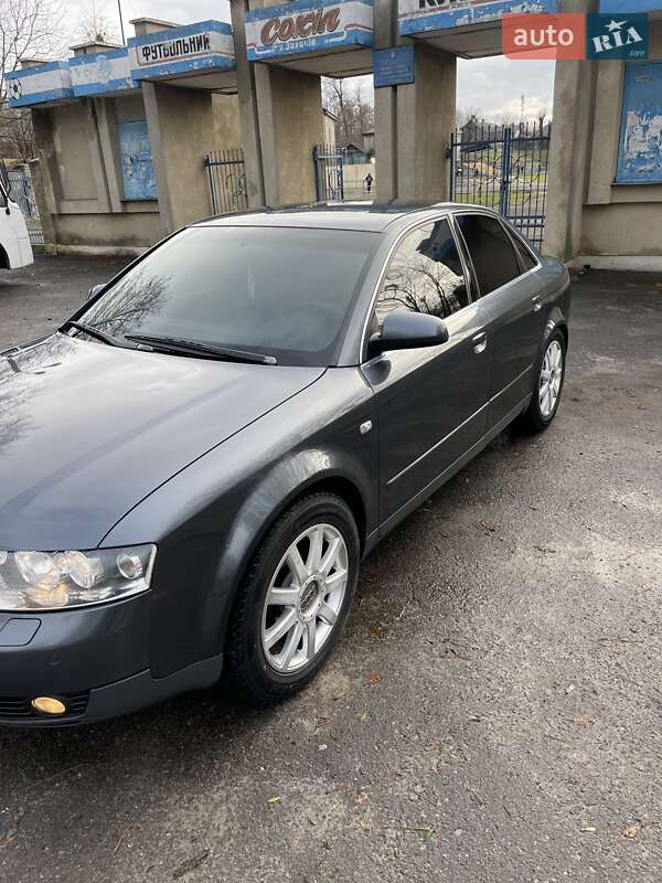 Седан Audi A4 2001 в Золочеве