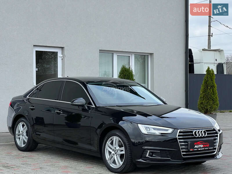 Седан Audi A4 2017 в Каменец-Подольском