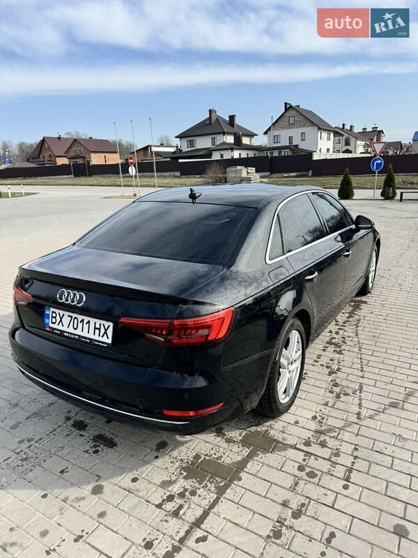 Седан Audi A4 2017 в Каменец-Подольском