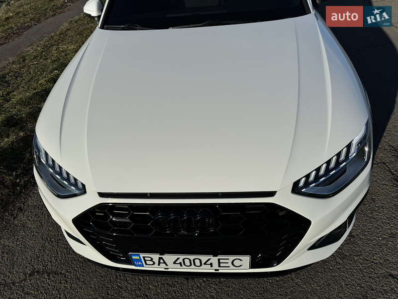 Седан Audi A4 2020 в Гайвороне