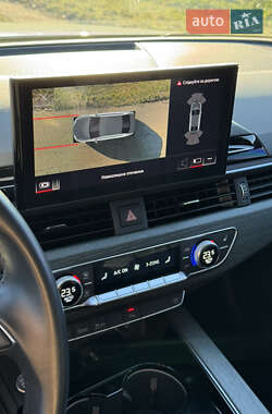 Седан Audi A4 2020 в 