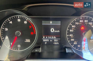 Седан Audi A4 2013 в Львові