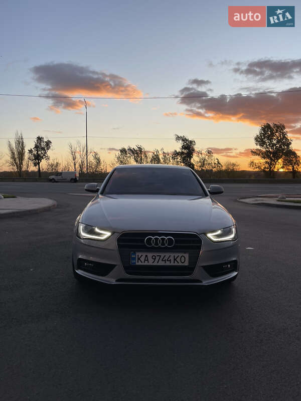 Седан Audi A4 2015 в Киеве фото 2 Седан Audi A4 2015 в Киеве