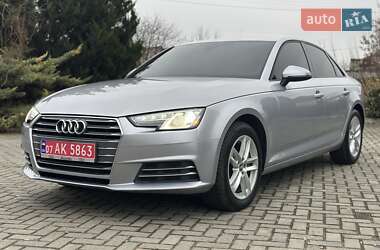 Седан Audi A4 2017 в Ровно