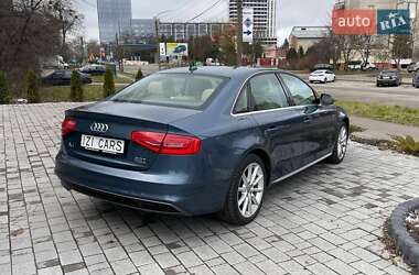 Седан Audi A4 2015 в Львові