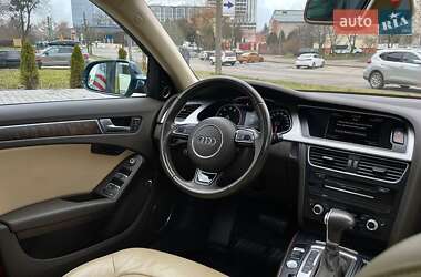 Седан Audi A4 2015 в Львові