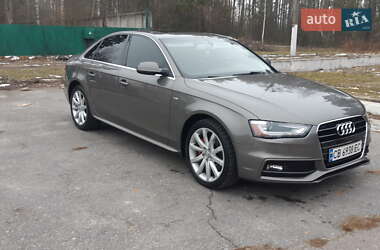 Седан Audi A4 2013 в Корюківці