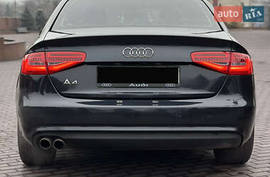 Седан Audi A4 2012 в Киеве