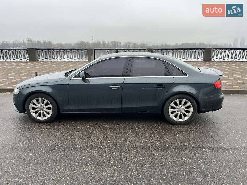 Седан Audi A4 2008 в Киеве