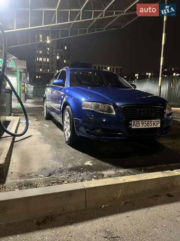 Універсал Audi A4 2004 в Києві