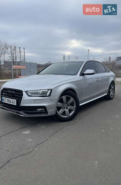 Седан Audi A4 2014 в Дніпрі