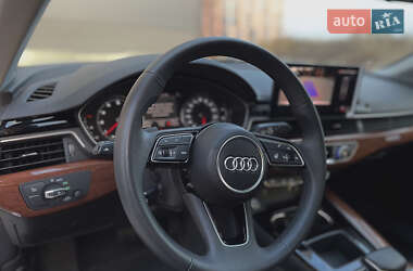 Седан Audi A4 2020 в 