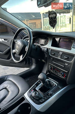 Седан Audi A4 2010 в 