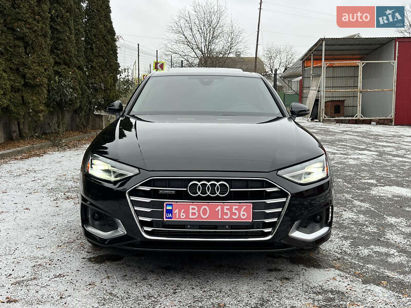 Седан Audi A4 2021 в Виннице