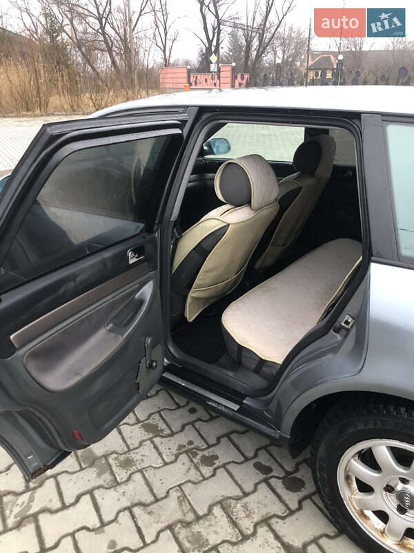 Универсал Audi A4 2000 в Дрогобыче