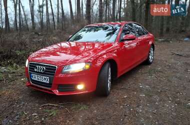 Седан Audi A4 2012 в Киеве