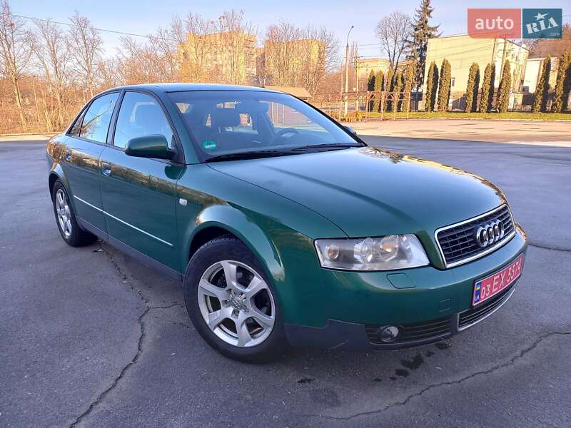 Седан Audi A4 2001 в Каменец-Подольском