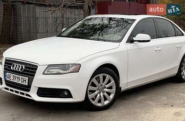 Седан Audi A4 2011 в Кривому Розі