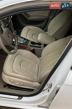 Седан Audi A4 2011 в 