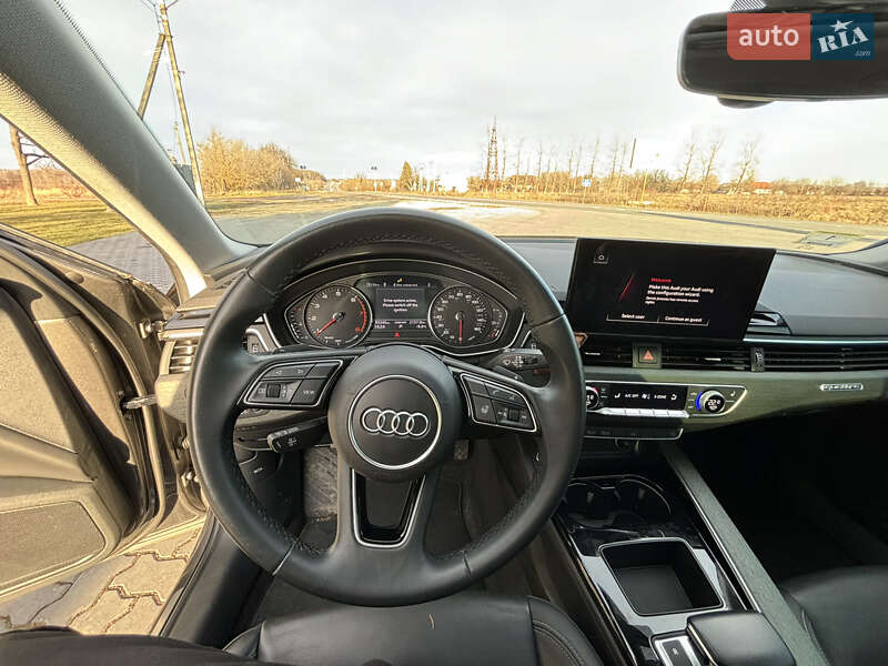 Седан Audi A4 2021 в Коломиї