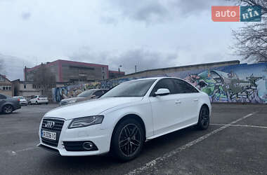 Седан Audi A4 2011 в Києві