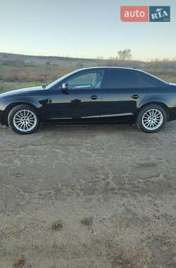 Седан Audi A4 2011 в Миколаєві