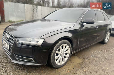 Універсал Audi A4 2012 в Ужгороді