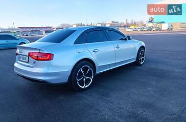 Седан Audi A4 2013 в 