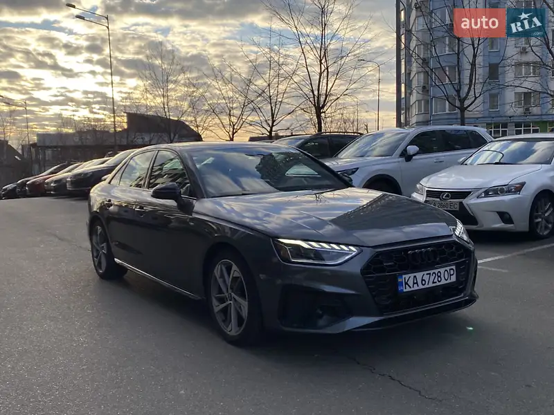 Audi A4