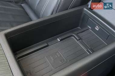 Седан Audi A4 2023 в 