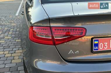 Седан Audi A4 2014 в Луцьку