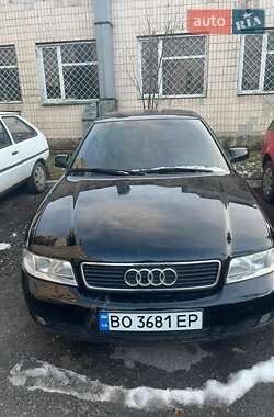 Седан Audi A4 2000 в Чорткові