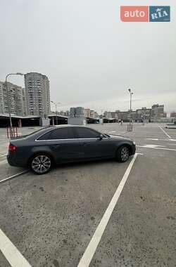 Седан Audi A4 2010 в Києві